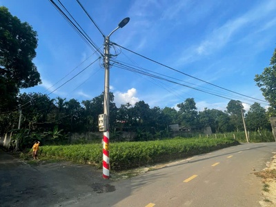 60m lô góc sơn tây, ô tô tránh, đường trải nhựa, hướng nam mát mẻ. tc nhỉnh  tỷ. 0