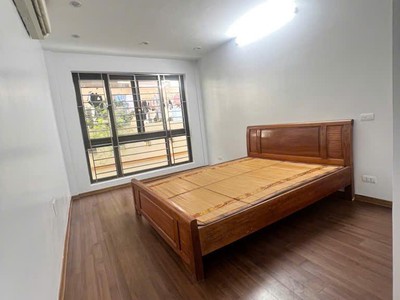 Cổ linh -  đối diện aeon mall- ngõ rộng thoáng - 5.9 t.ỷ 3