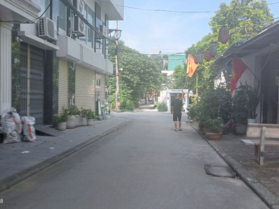Bán đất ngọc thụy   137m    ô tô vào tận nơi   mặt tiền rộng   giá tốt   diện tích: 137m , 21 2