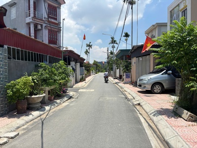 Bán đất mặt đường vòng Nhà Mạc   Tràng Cát cách dự án Vin 100m dt 74,8m2 đường nhựa rộng oto đỗ cửa. 3