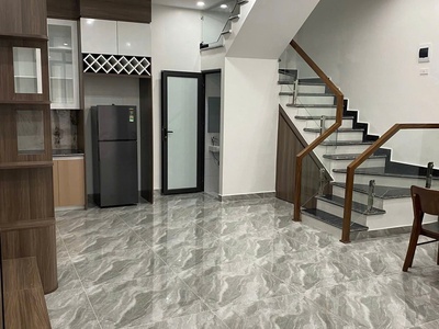Cho thuê nhà full đồ , xây mới Kiều Sơn, Văn Cao . Chuyên gia , gia đình ở ok 0