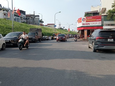 Bán đất đẹp phố lý sơn   vị trí siêu tiềm năng    diện tích: 94m    mặt tiền: hơn 5m  giá: 0