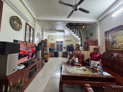 Mặt Phố Vị Trí Vàng Nguyễn Thái Học - Mặt Tiền 7M, 215m , 110 Tỷ - SDCC  Cơ hội sở hữu 1