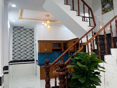 Nhà mới rất rộng 1 trệt 2 lầu ngay bến xe buýt hiệp thành q12 2
