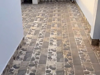 Nhà mới rất rộng 1 trệt 2 lầu ngay bến xe buýt hiệp thành q12 4