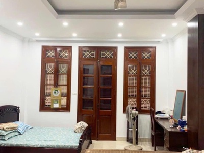 Bán nhà mặt phố Tây Sơn, 75m2, lô góc, 33 tỷ 2