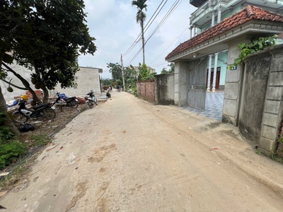 Chính chủ cần bán lô đất đẹp 360m  full thổ cư  - thành phố hà nội 0