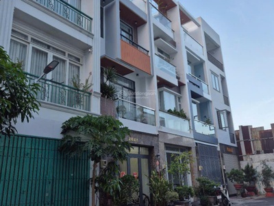 Cần bán nhà đẹp tô hiệu, hiệp tân, tân phú. diện tích 4.25x16m trệt 3 lầu. giá 8.8 tỷ 2
