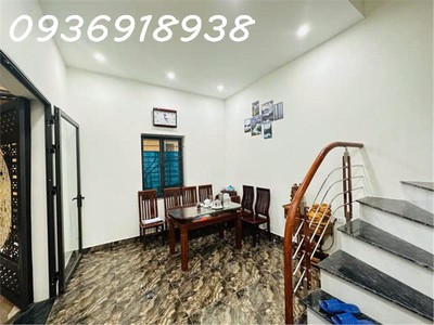 10.4 tỷ-ô tô 5 tạ đỗ cửa-đào tấn, ba đình-mặt tiền rộng-nói không với quy hoạch 1