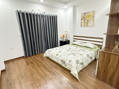 Nhà đẹp ngõ rộng   521 trương định   42m , 5 tầng ở ngay   gần ô tô tránh   giá 8 tỷ 3