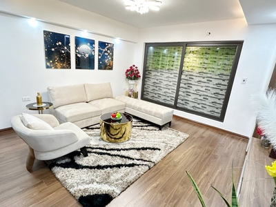 Nhà đẹp ngõ rộng   521 trương định   42m , 5 tầng ở ngay   gần ô tô tránh   giá 8 tỷ 4