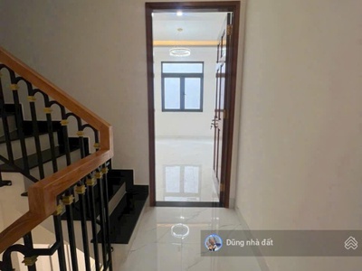 Siêu phẩm hxh nguyễn xí dt: 4.8x10m kc: 5 tầng giá: 8.2tỷ tl hdt: 26tr/tháng cách vincom plaza 45m 2