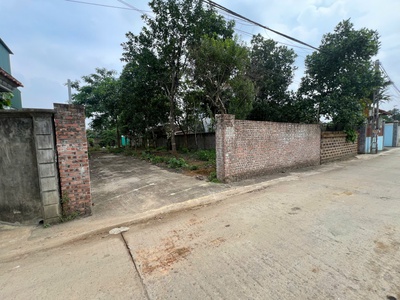 Chính chủ cần bán lô đất đẹp 360m  full thổ cư  - thành phố hà nội 2