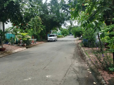 Bán các nền nhà phố giá rẻ nam long sát dự án global city 1