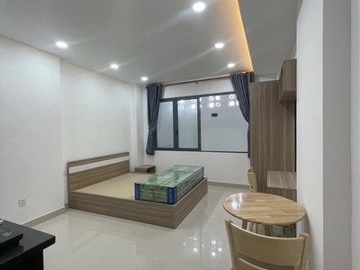 Bán gấp - chdv 9 phòng - hxh 7 chỗ -thích quảng đức - 65m2 - 5 tầng - 9 pn - dt 45 tr/tháng- chỉ 0