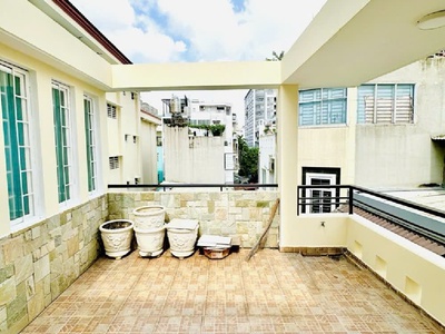 Tô hiến thành   ngay kingdom 101   4 tầng btct   hxh   ngang 4.1m nở hậu   chỉ 6.x tỷ tl. 4