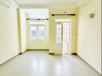 Tô hiến thành   ngay kingdom 101   4 tầng btct   hxh   ngang 4.1m nở hậu   chỉ 6.x tỷ tl. 2