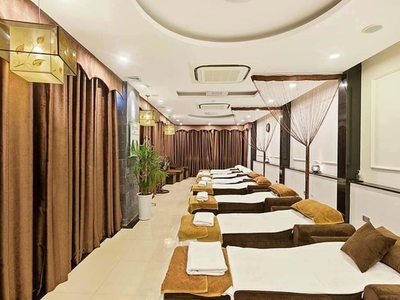 Bán nhà phố xuân thủy   ô tô, kinh doanh   60m , mặt tiền 4.5m, chỉ nhỉnh 17 tỷ 1