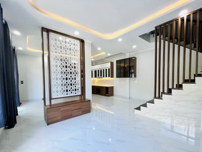 Bán nhà 61m2, 4pn, 4wc, 3 tầng, q.2, 6.99  tỷ, sổ hồng 1