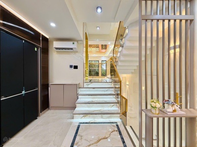 Nhà đẹp cho người giàu 5 tầng mặt tiền nhựa 10m quang trung, phường 8, gò vấp 2