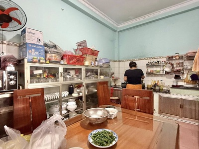 Hẻm 10m kinh doanh, thông, thân nhân trung, p13, tân bình, 150m2, 3 tầng, chỉ hơn 130tr,m2 1