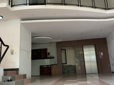 Bán nhà mặt phố 8x17 cn 136m2, đúc 1t1l3lầu, giá 19,5 tỷ 0