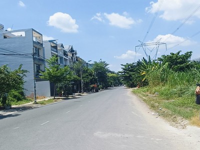 Bán đất mặt tiền đường số kdc phú lợi, quận 8, 100m2  5x20  chỉ 6.1 tỷ 0