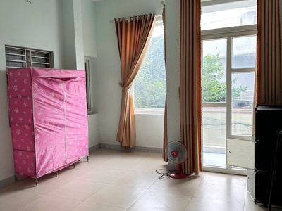 ♪ nhà kiệt ô tô thẳng sát mt nguyễn hữu thọ, gần duy tân, 56m2, 3 tầng đúc, 3pn 1