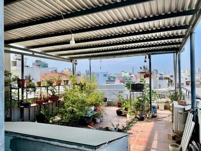 Kiệt thẳng thông 30m ra mt hoàng diệu 80m2, 4 tầng chất lừ, gia chủ xây ở, đi bộ chợ, trường, 2