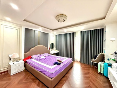 Hàng hiếm tại nguyễn viết xuân,thanh xuân 51m2, 5 tầng giá 14 tỷ, ô tô đỗ. 2