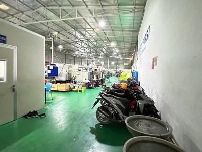 Xưởng mặt tiền, cách ql1a 100m, 2000m2 sàn, đường võ thị thừa quận 12 3