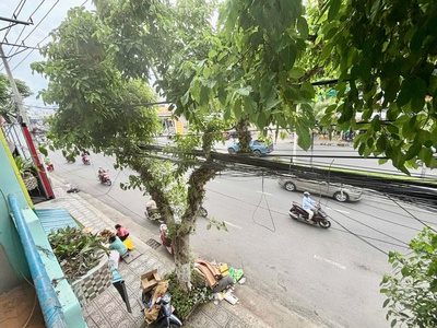 Bán nhà 4 tầng mặt tiền đường 2/4 - hòn chồng - nha trang 0