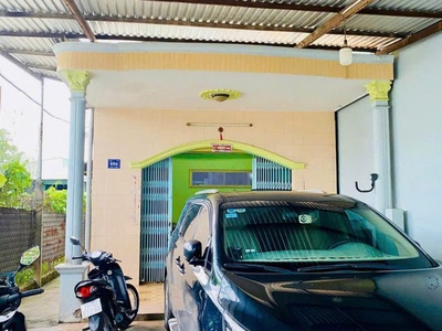 Bán nhà mặt tiền trung tâm tp trà vinh   có sổ hồng riêng   đối diện công viên 1