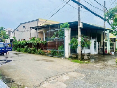 Bán nhà mặt tiền trung tâm tp trà vinh   có sổ hồng riêng   đối diện công viên 2
