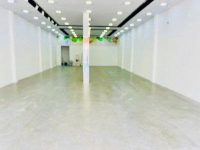 Bán nhà góc 2 mặt tiền vị trí kinh doanh đỉnh âu cơ 135m2 .2 tầng 38 ty 3