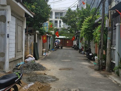 Bán lô đất đường nhựa kiệt oto Lê Hữu Trác, Sơn Trà, Đà Nẵng tặng thêm 2 nhà nguyên căn. 0