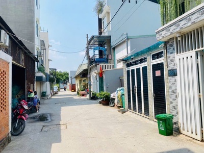 Bán nhà 3 tầng - Đường 24 Linh Đông - Hẻ 6m - KHU PHÂN LÔ. Giá 8 tỷ 2