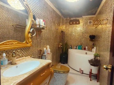 Sở hữu ngay nhà đẹp lô góc  3 mặt thoáng  - giá nào cũng bán - vị trí đắc địa  văn quán 2