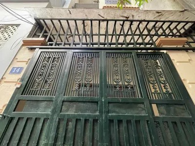 Nhà đẹp xây độc lập 2 mặt ngõ phố nguyễn văn cừ 72m2 x 5 tầng,mặt tiền  4m, 11.5 tỷ long biên. 0