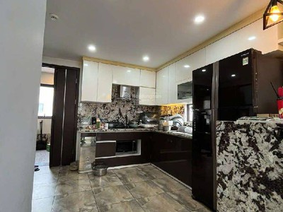 Giảng võ    9 tầng thang máy   căn hộ cho thuê   doanh thu 1.3 tỷ/năm   gần dự án vin triển lãm 0