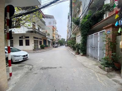 Nhà đẹp- mơi phân lô ô tô vào nhà phúc đồng 85m2 mặt tiền 5m,23.5 tỷ. 2