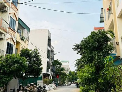 Cần bán 50m đất đg đòng sậy, đan phượng, hà nội. cơ sở hạ tầng đồng bộ, dân cư đông đúc, sầm uất, 3