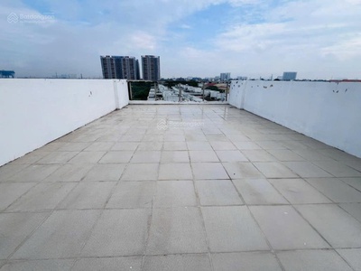 Bán nhà mặt tiền 4 tầng 5x20m - đường rộng 12m - dòng tiền 16tr/tháng- giáp quận 8- chỉ 8.5 tỷ  tl 4