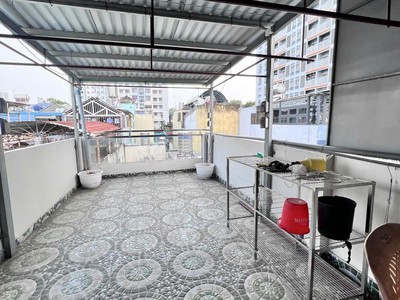 Chỉ xíu 6tỷ, 20m ra mt  vĩnh viễn quận 10, 32m2-5tầng btct-3pn vào ở ngay 4
