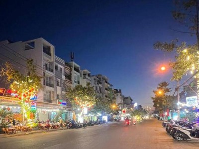 Giảm mạnh 5 tỷ hiếm bán nhà âu dương lân 674m2 thổ cư ngang hơn 6m chỉ 55 tỷ 4