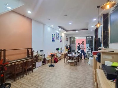 Nhà đường bạch đằng quận bình thạnh phường 25. 1
