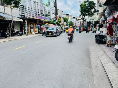 Vị trí siêu đẹp   p2 tân bình   cung đường thời trang   4 tầng btct. nhỉnh 7 tỷ tl 0