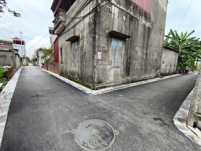 Chủ cần bán 40m2, mt3.7m, 2.8 tỷ, xuân nộn  cũ , thư lâm, hà nội. 2