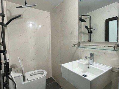 Nhà đẹp trương định ở ngay, mặt ngõ thông, chỉ hơn 5 tỷ 3