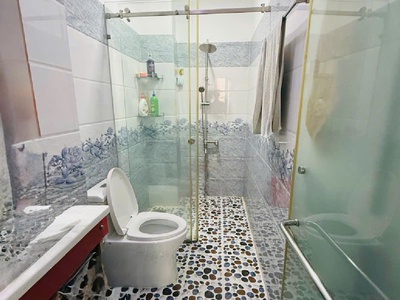 Oto ngủ trong nhà   gần nhà ga t3   4 tầng   chính chủ xây kiên cố. nhỉnh 12 tỷ. 3